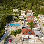 Chakalaka Resort
