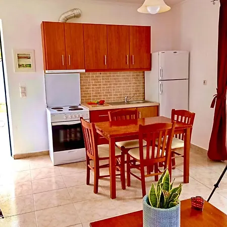 Chakalaka Resort Vlikhón